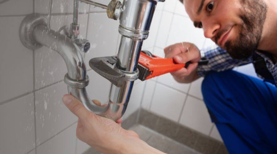 Professional same day plumber services in Crothersville, IN